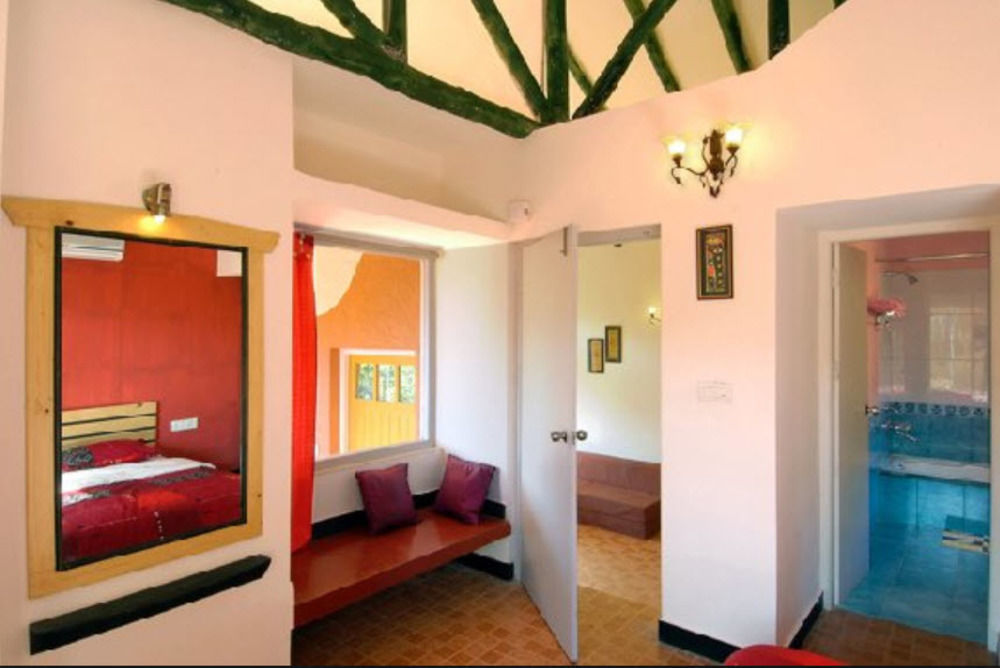 Nirvana Hermitage Anjuna Extérieur photo